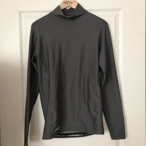 Men’s Under Armour Size XL compression Coldgear